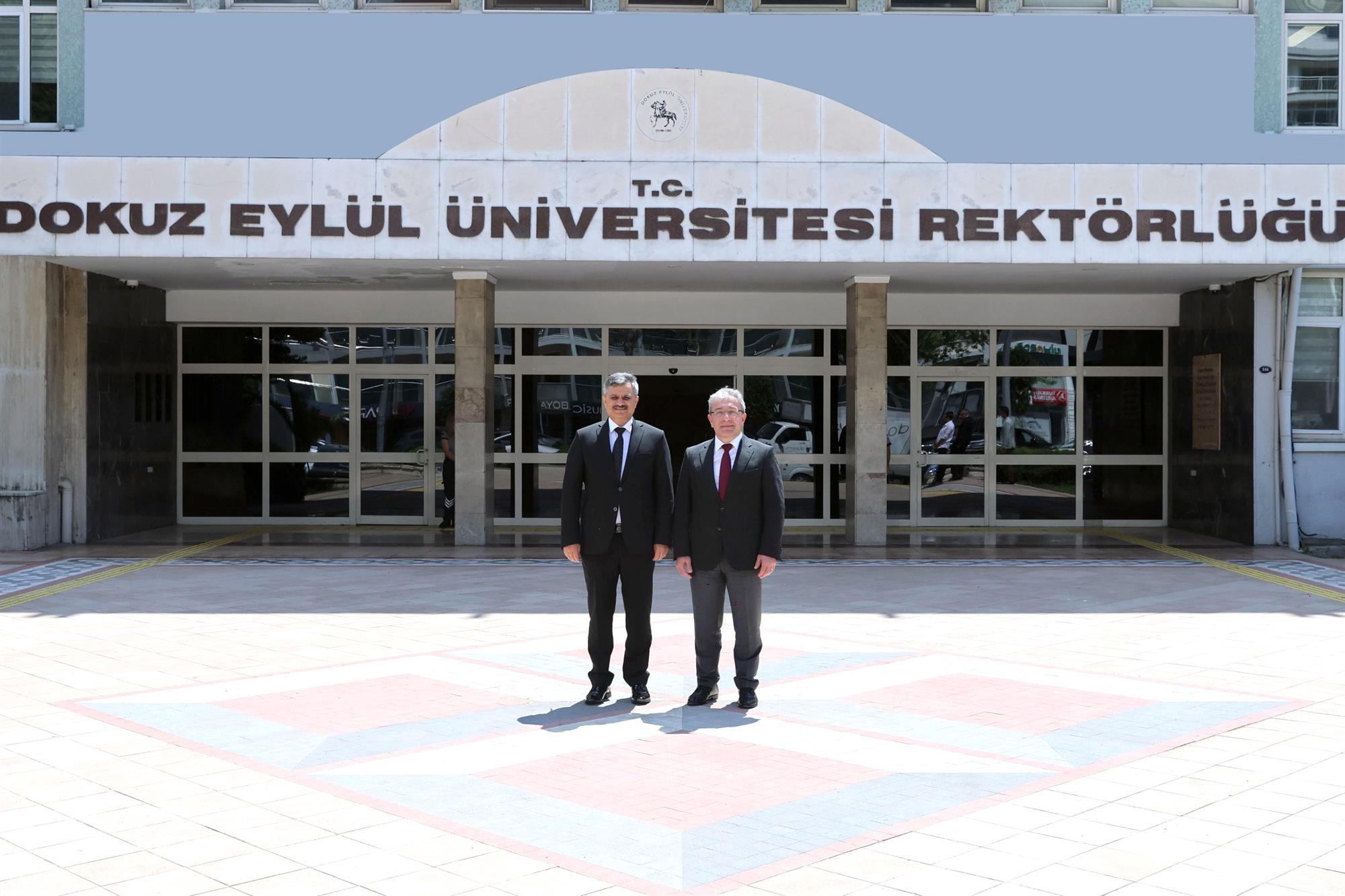Rektörümüz Prof. Dr. Nihat Şındak, Dokuz Eylül Üniversitesi Rektörü Prof. Dr. Bayram Yılmaz’a Nezaket Ziyaretinde Bulundu
